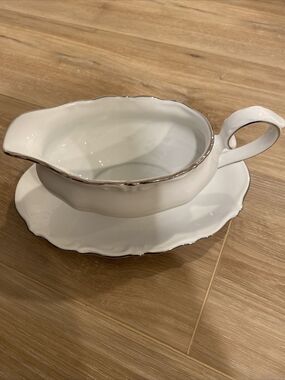 Winterling Bavaria Fine China Gravy Bowl White Platinum Rim W/Plate 1918-1935